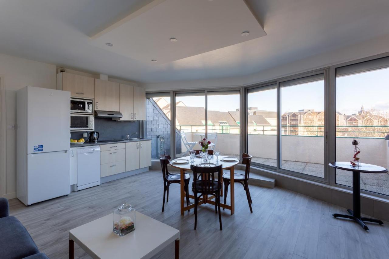 Apartament Le Mancini - Parking Et Terrasse Mayenne Zewnętrze zdjęcie
