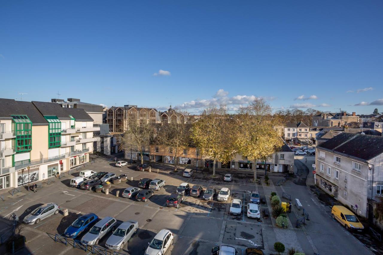 Apartament Le Mancini - Parking Et Terrasse Mayenne Zewnętrze zdjęcie
